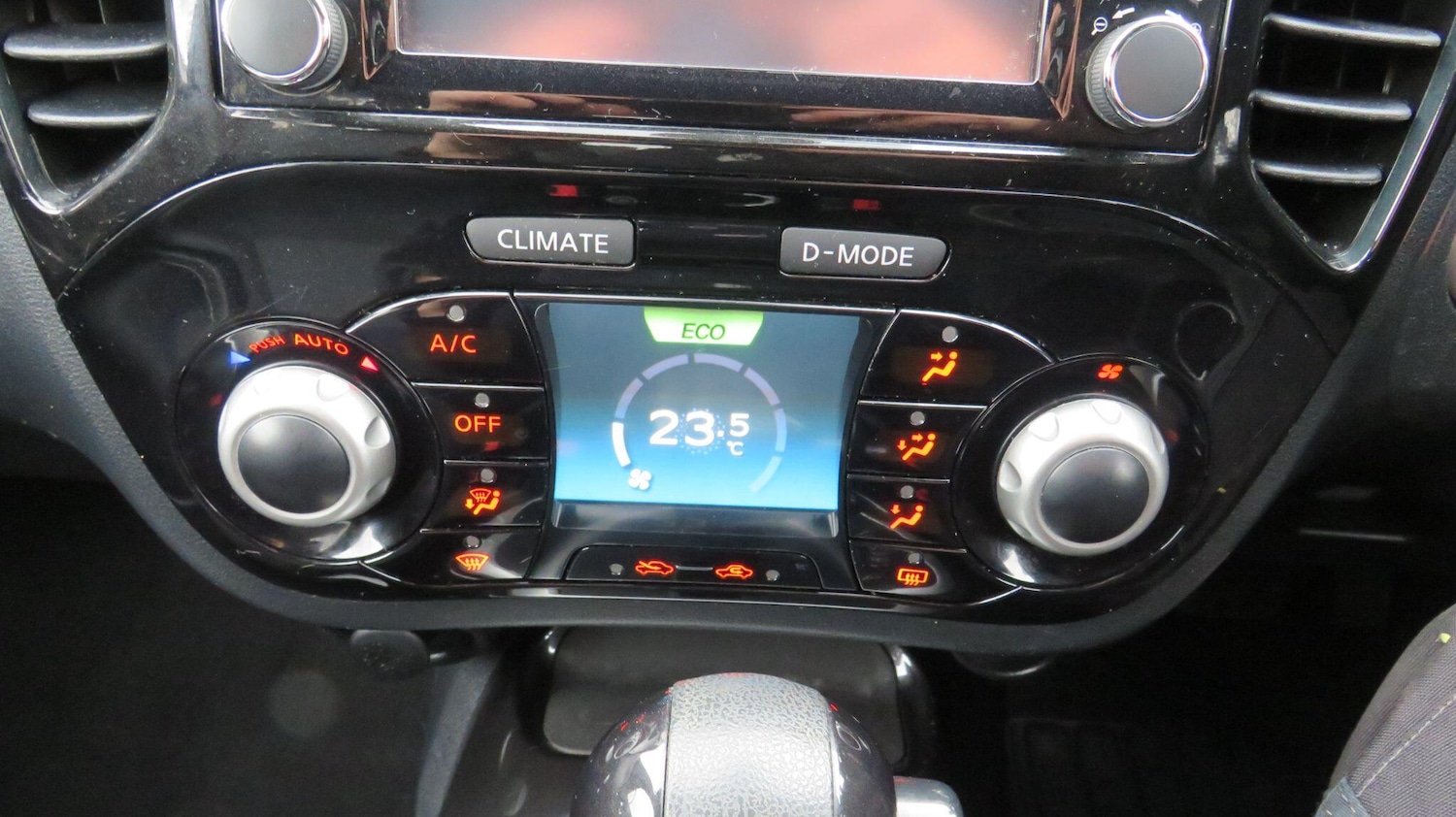 Used Nissan Juke 2017 for sale - 76855649: Photo 23