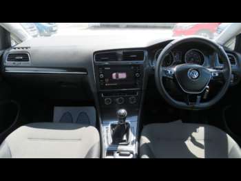 Used Volkswagen Golf 2017 for sale - 75166237: Photo