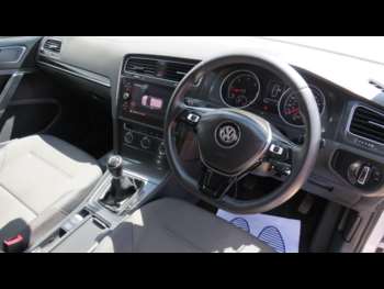 Used Volkswagen Golf 2017 for sale - 75166237: Photo