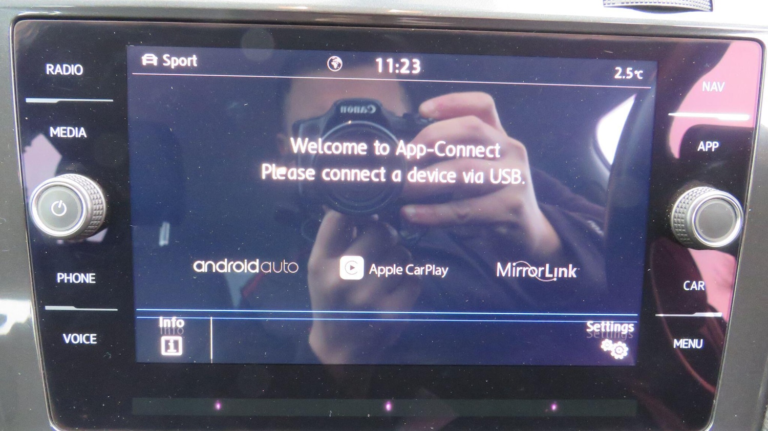 Used Volkswagen Golf 2017 for sale - 77166431: Photo 25