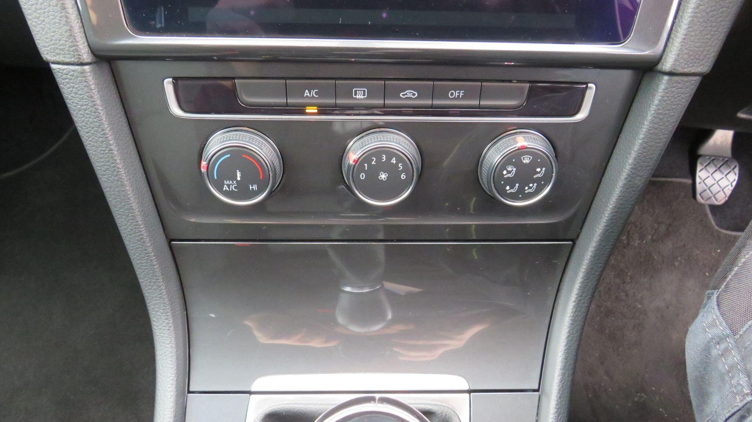 Used Volkswagen Golf 2017 for sale - 77166431: Photo 27