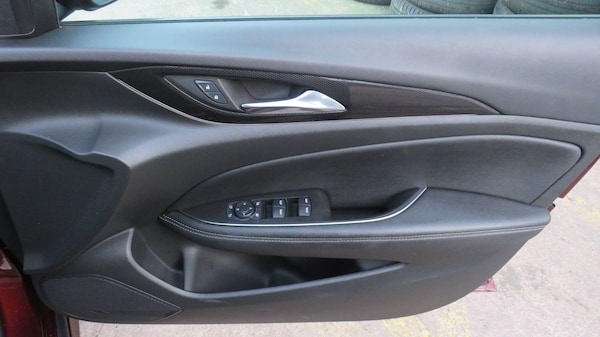 Used Vauxhall Insignia 2019 for sale - 74622353: Photo 13