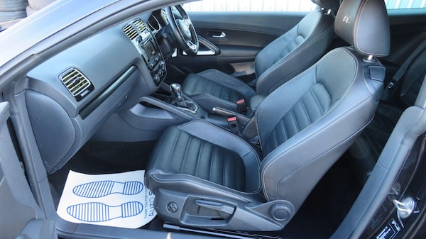 Used Volkswagen Scirocco for sale - 74280885: Photo 16