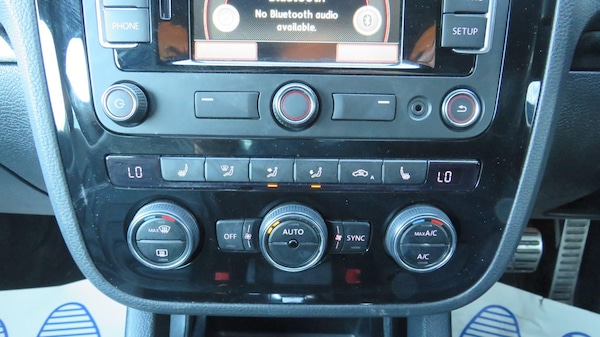 Used Volkswagen Scirocco for sale - 74280885: Photo 25