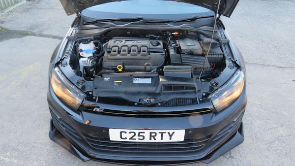 Used Volkswagen Scirocco for sale - 74280885: Photo 30