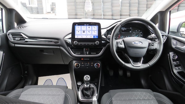 Used Ford Fiesta 2019 for sale - 75319347: Photo 2