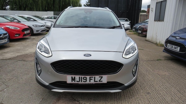 Used Ford Fiesta 2019 for sale - 75319347: Photo 4