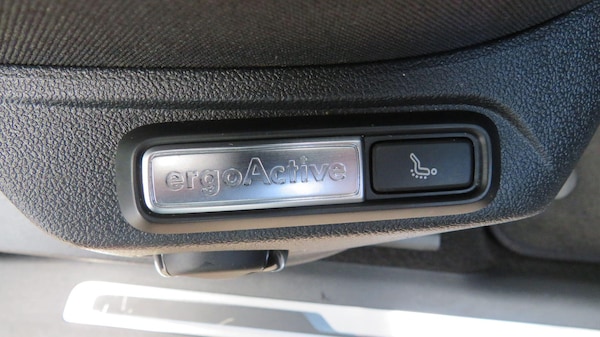 Used Volkswagen Tiguan 2020 for sale - 75128030: Photo 24
