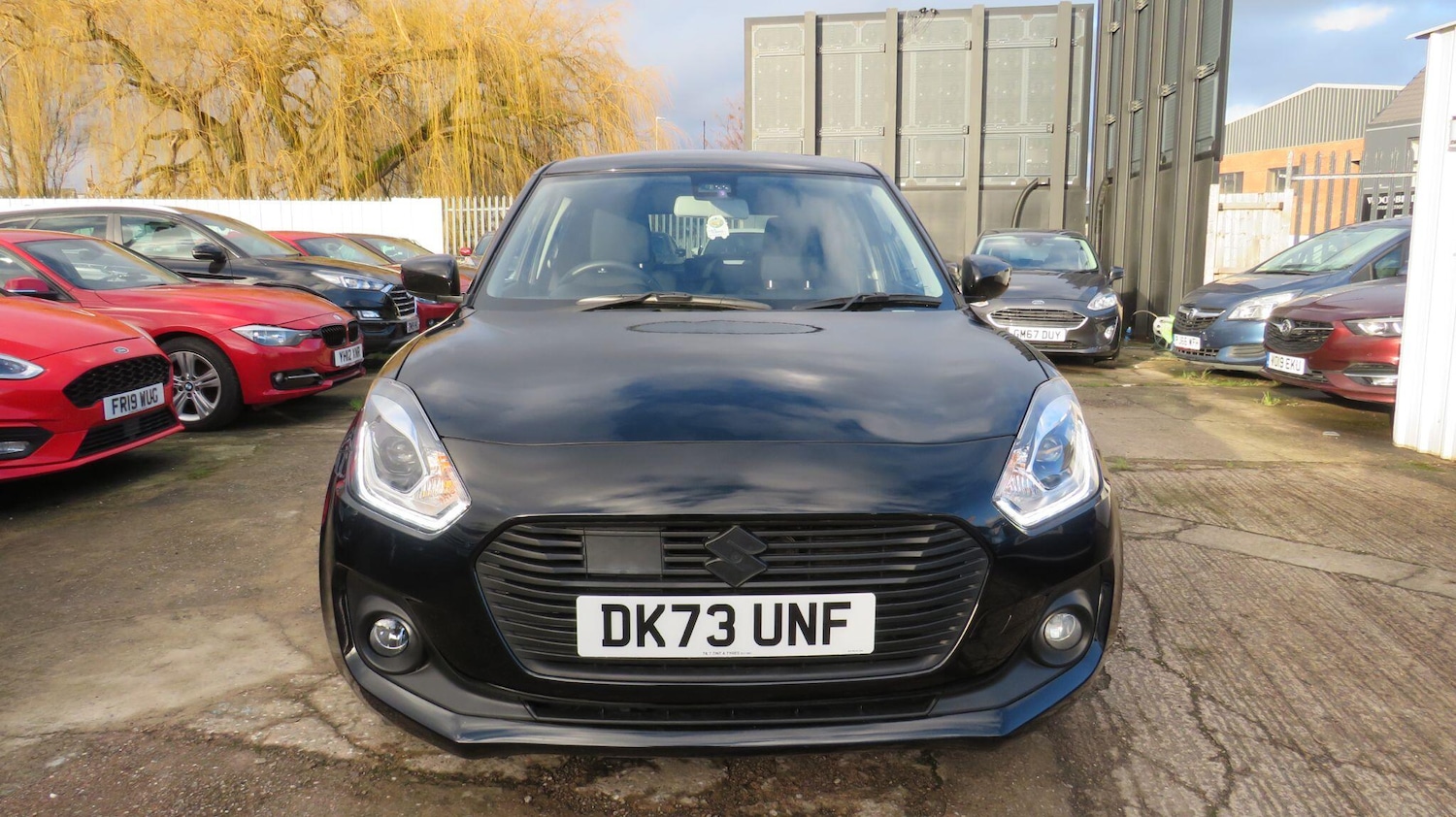 Used Suzuki Swift for sale - 77242413: Photo 4