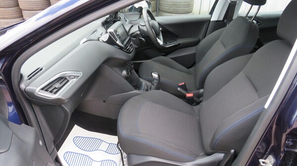Used Peugeot 208 2018 for sale - 75166437: Photo 15