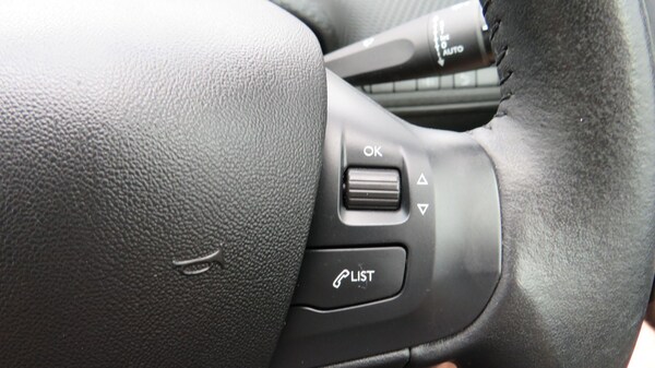 Used Peugeot 208 2018 for sale - 75166437: Photo 21