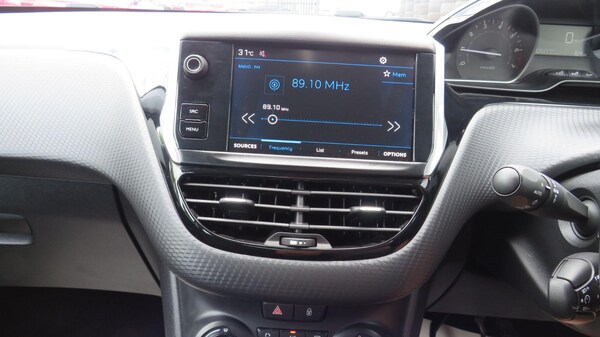 Used Peugeot 208 2018 for sale - 75166437: Photo 22