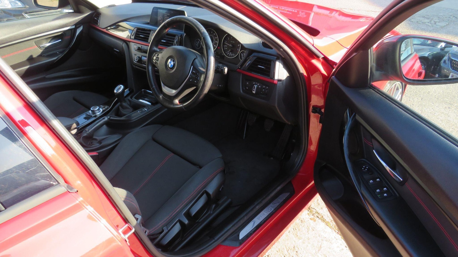 Used BMW 3 Series for sale - 77808079: Photo 11