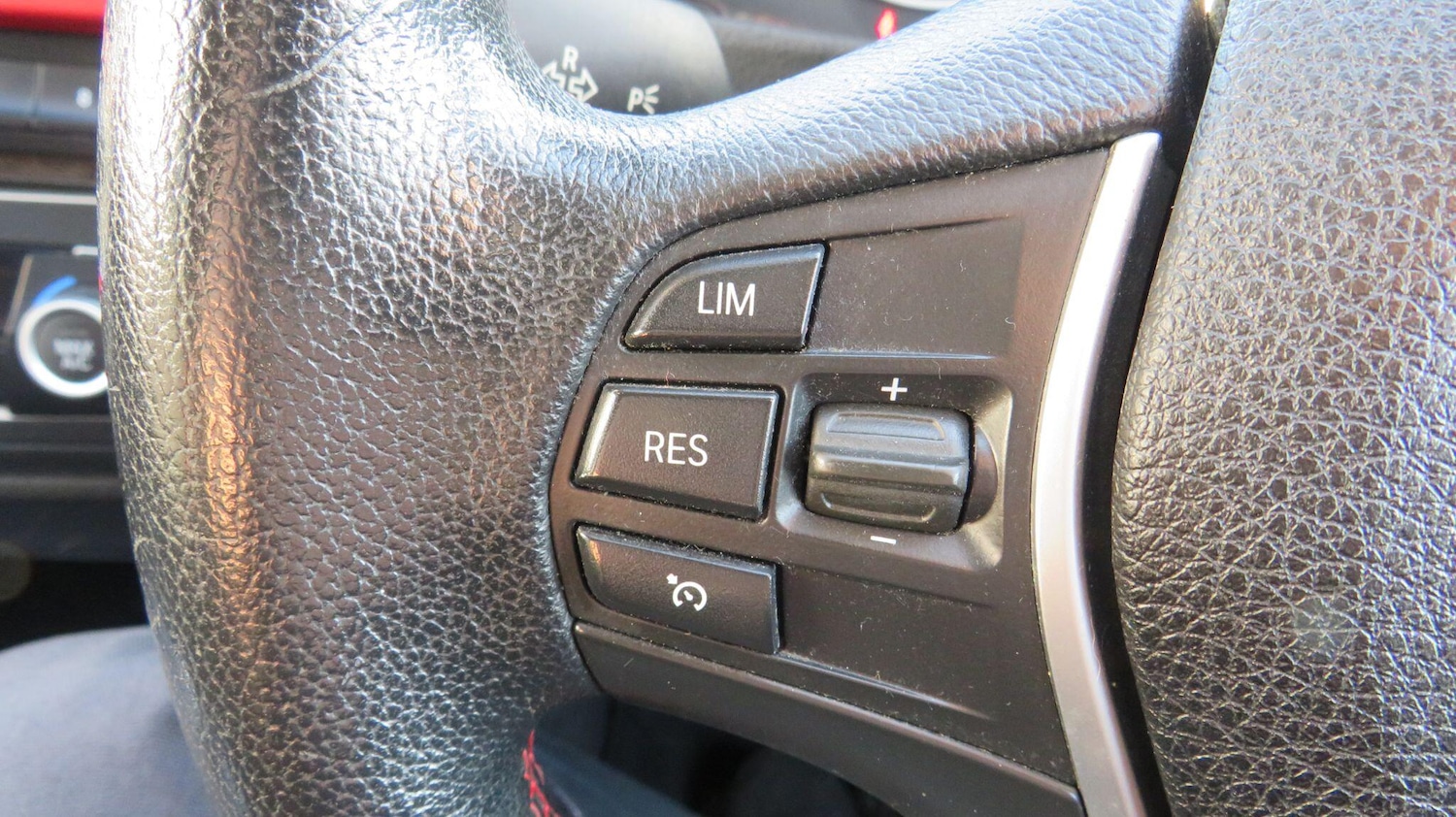 Used BMW 3 Series for sale - 77808079: Photo 22