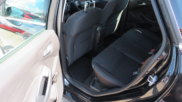 Used Ford Focus 2015 for sale - 75023744: Photo 15