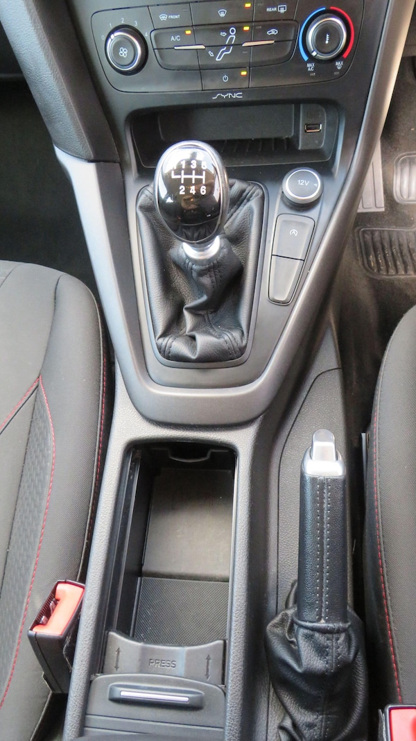 Used Ford Focus 2015 for sale - 75023744: Photo 29