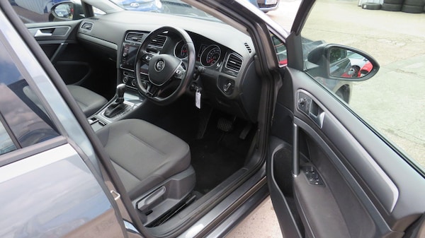 Used Volkswagen Golf 2018 for sale - 75319655: Photo 10