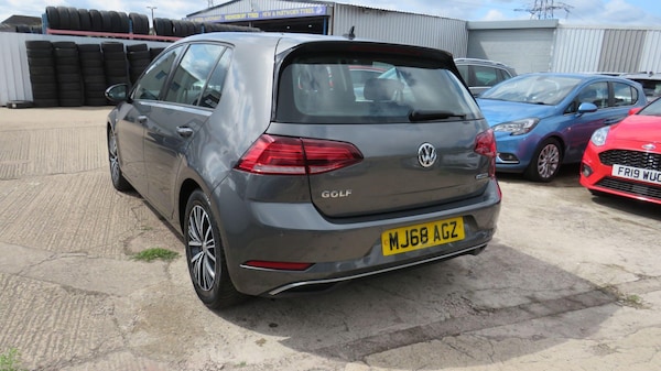 Used Volkswagen Golf 2018 for sale - 75319655: Photo 6