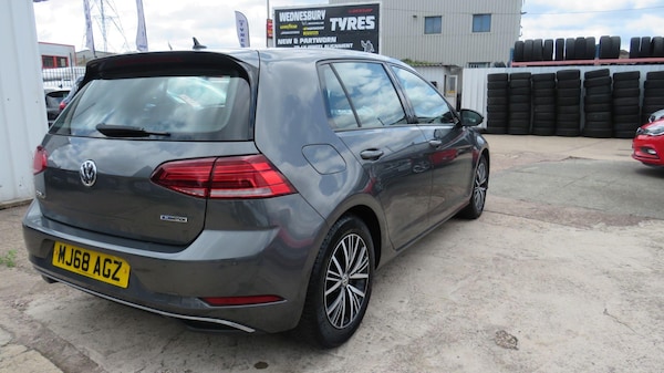 Used Volkswagen Golf 2018 for sale - 75319655: Photo 9