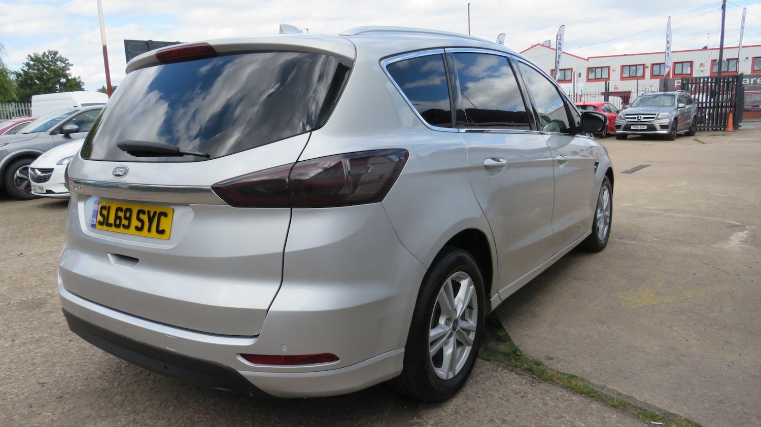 Used Ford S-Max 2019 for sale - 76936573: Photo 11