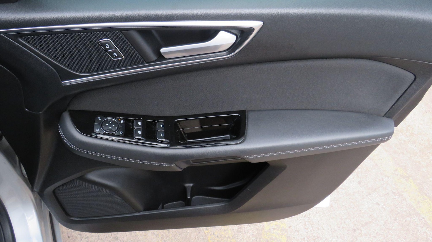 Used Ford S-Max 2019 for sale - 76936573: Photo 14