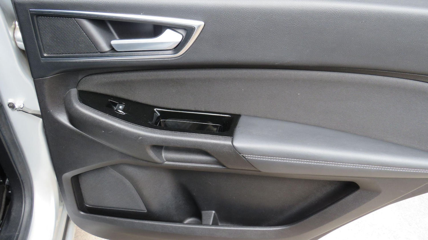 Used Ford S-Max 2019 for sale - 76936573: Photo 18