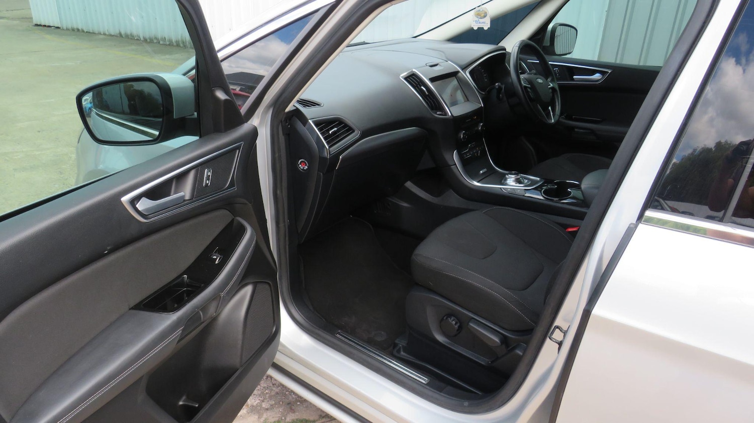 Used Ford S-Max 2019 for sale - 76936573: Photo 21