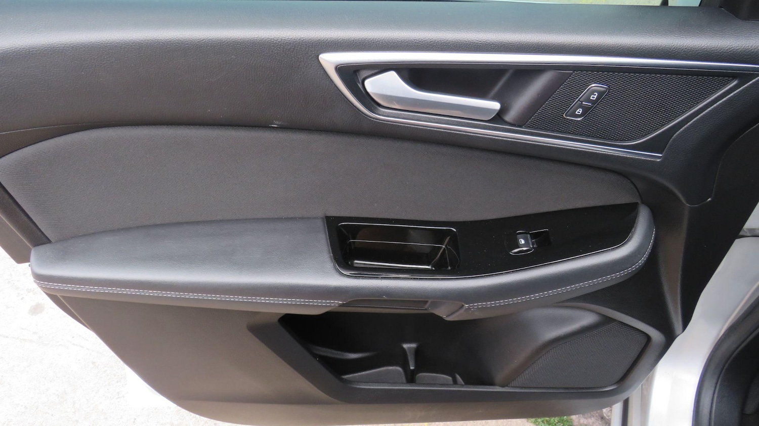 Used Ford S-Max 2019 for sale - 76936573: Photo 23