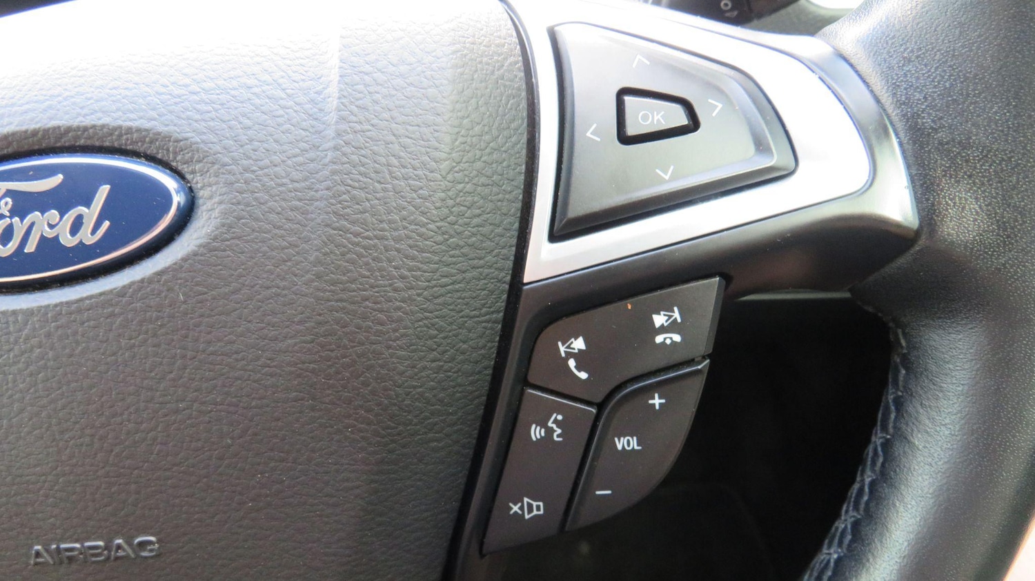 Used Ford S-Max 2019 for sale - 76936573: Photo 29