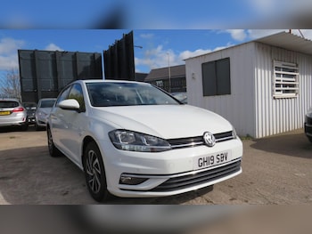 Used Volkswagen Golf 2019 for sale - 78204768: Photo