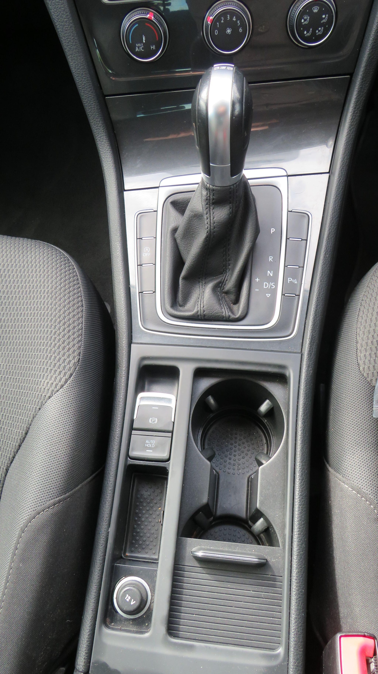 Used Volkswagen Golf 2019 for sale - 78204768: Photo 27