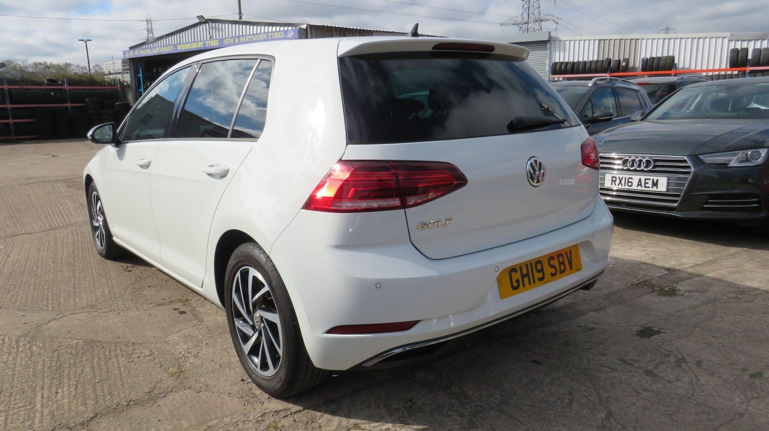 Used Volkswagen Golf 2019 for sale - 78204768: Photo 6