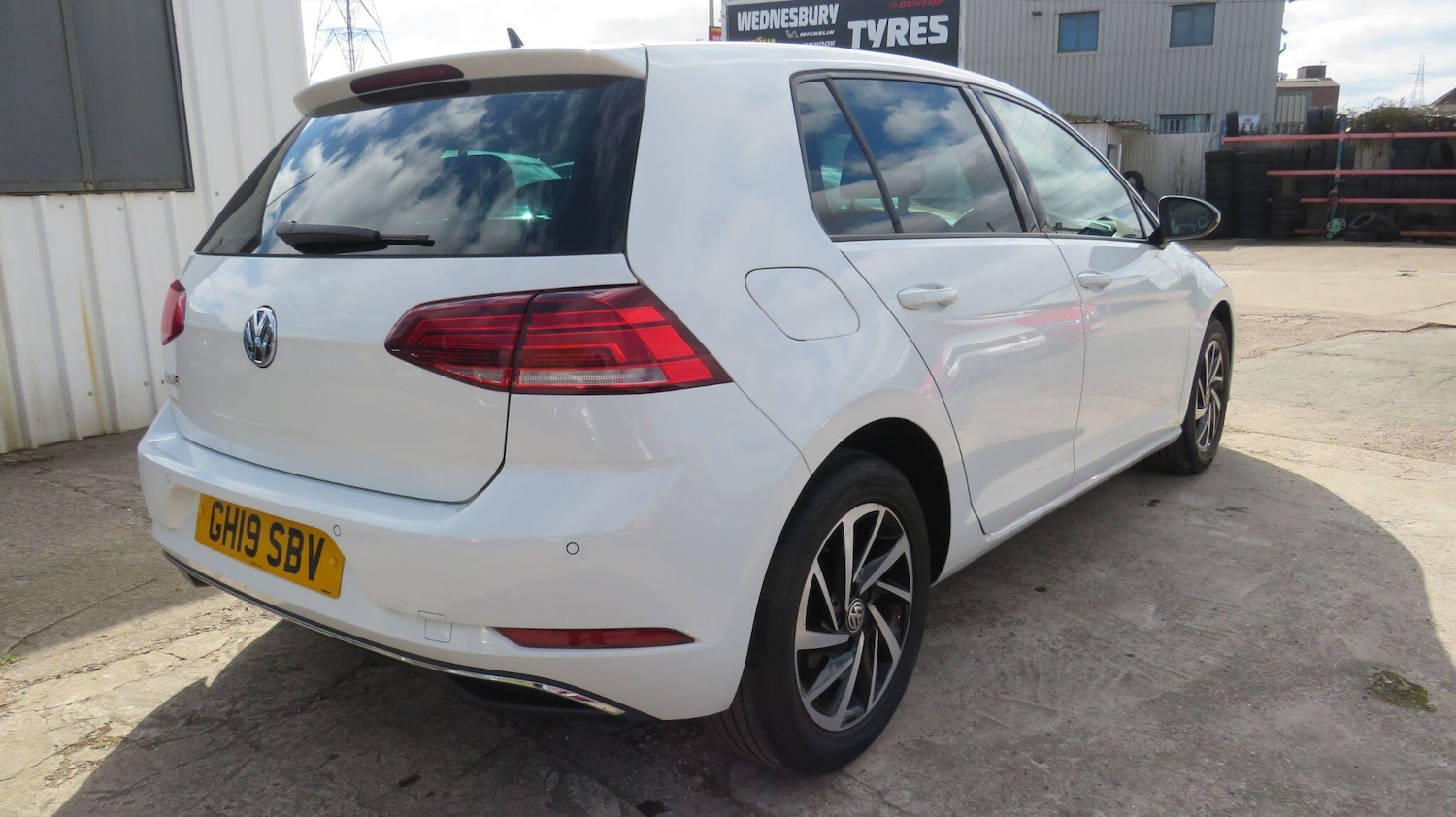 Used Volkswagen Golf 2019 for sale - 78204768: Photo 9