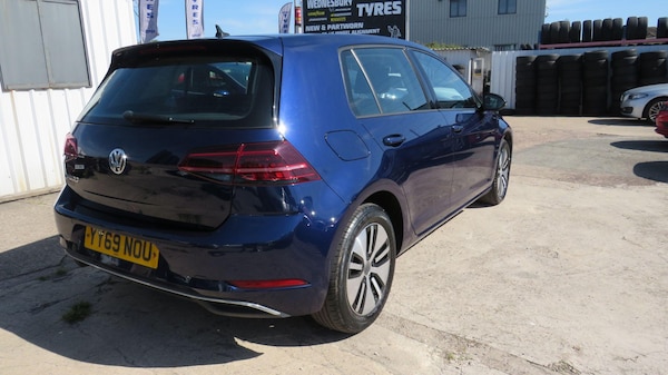 Used Volkswagen Golf 2019 for sale - 75319700: Photo 10