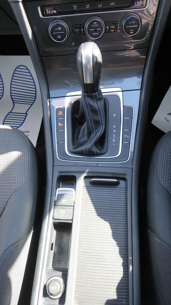 Used Volkswagen Golf 2019 for sale - 75319700: Photo 28