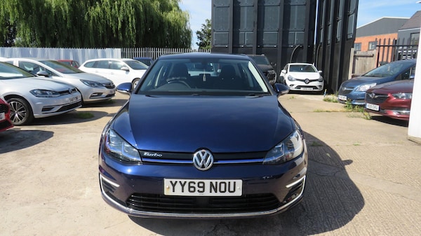 Used Volkswagen Golf 2019 for sale - 75319700: Photo 4
