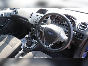 Used Ford Fiesta 2015 for sale - 78536000: Photo