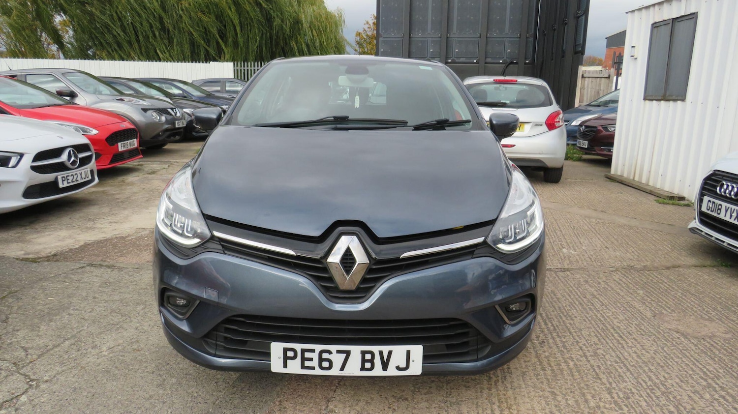 Used Renault Clio 2017 for sale - 76371192: Photo 4