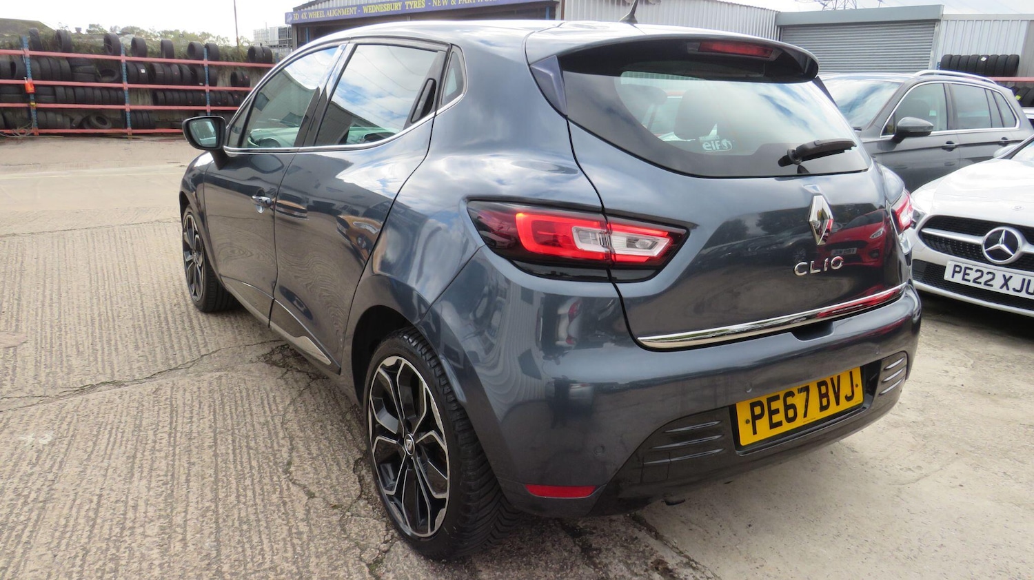 Used Renault Clio 2017 for sale - 76371192: Photo 6
