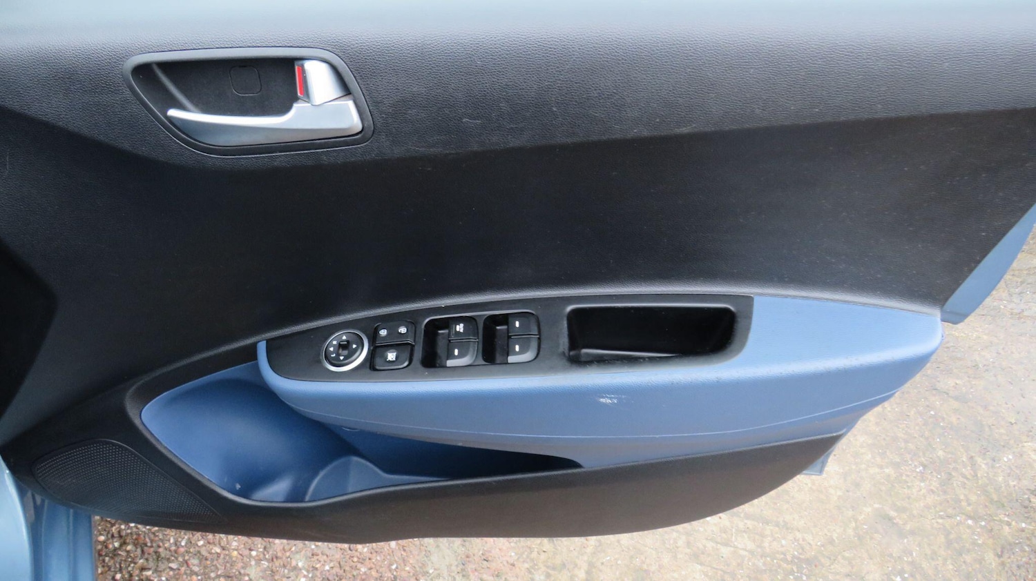 Used Hyundai i10 for sale - 77633120: Photo 12