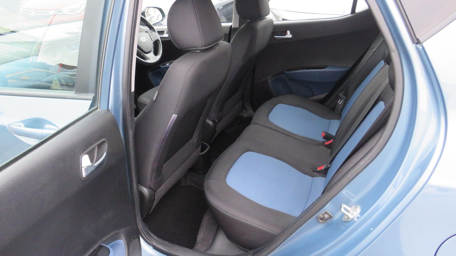 Used Hyundai i10 for sale - 77633120: Photo 14