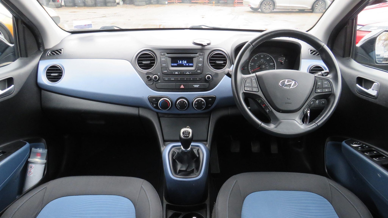 Used Hyundai i10 for sale - 77633120: Photo 2