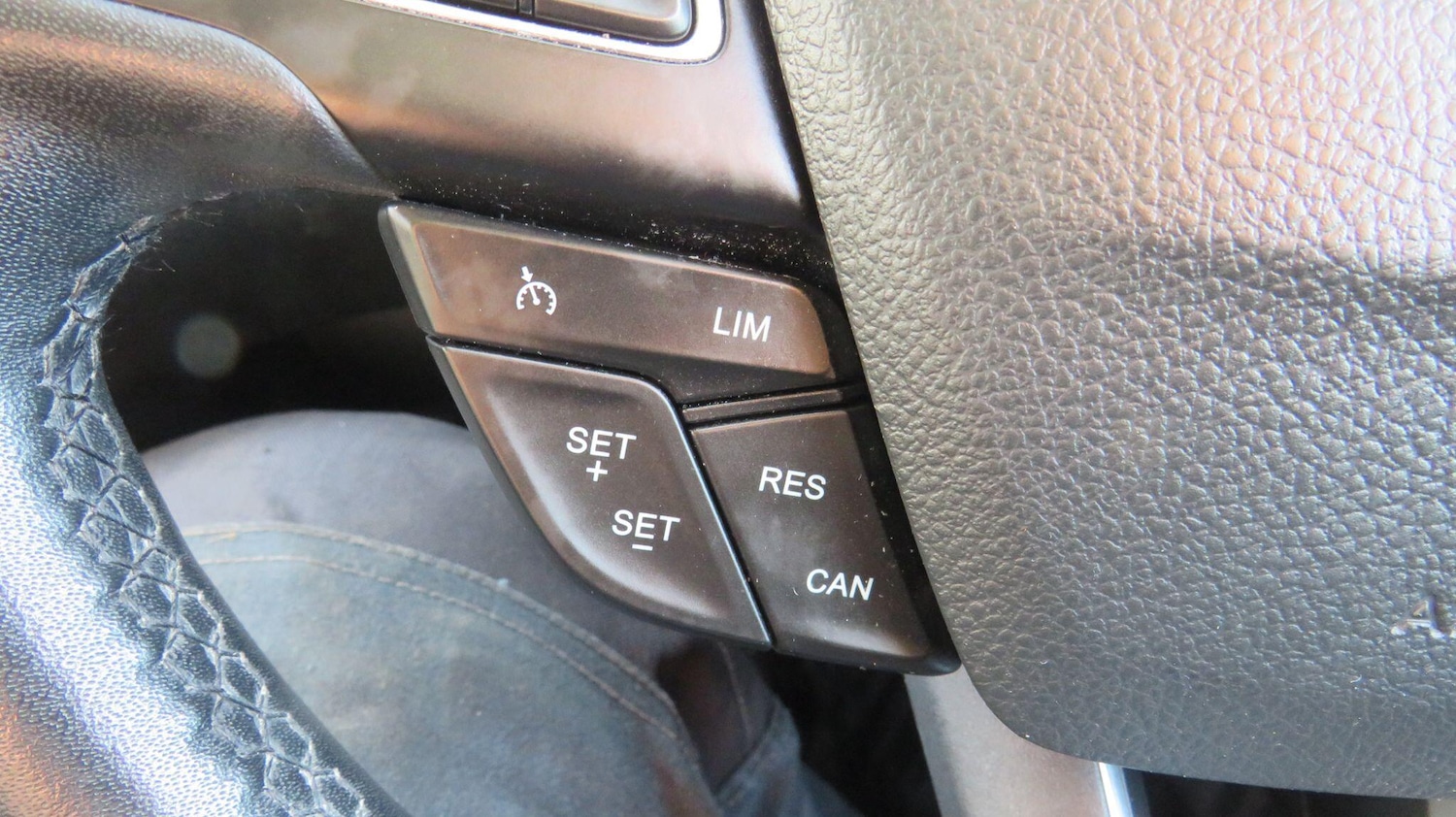 Used Ford Focus 2017 for sale - 76965184: Photo 22