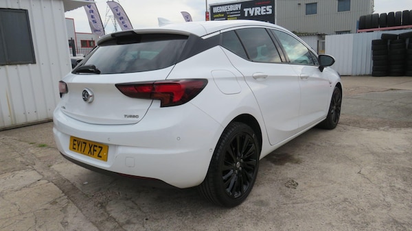 Used Vauxhall Astra 2017 for sale - 76214214: Photo 10