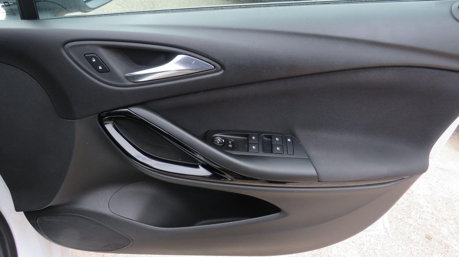 Used Vauxhall Astra 2017 for sale - 76214214: Photo 13