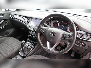 Used Vauxhall Astra 2017 for sale - 76214214: Photo 3