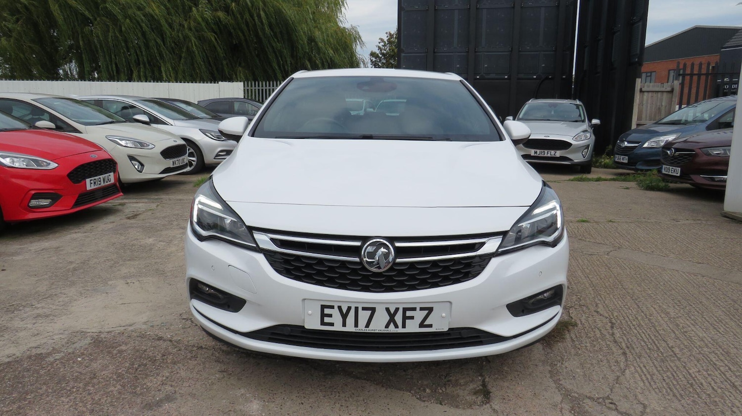 Used Vauxhall Astra 2017 for sale - 76214214: Photo 4