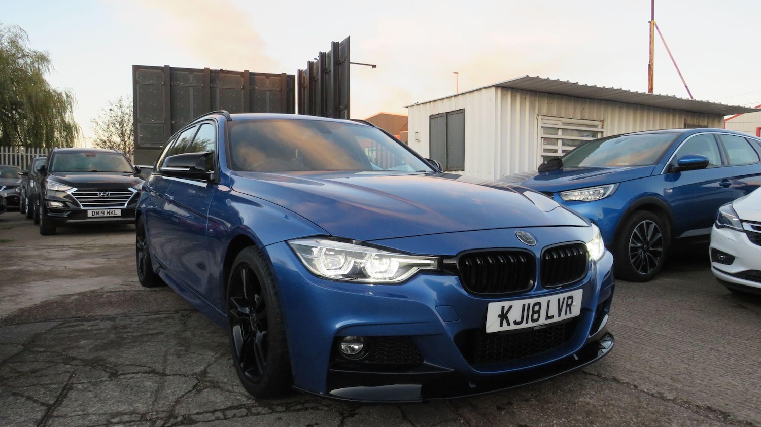 Used BMW 3 Series 2018 for sale - 76671715: Photo 1