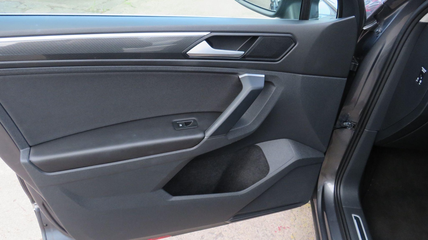 Used Volkswagen Tiguan 2020 for sale - 77440883: Photo 22