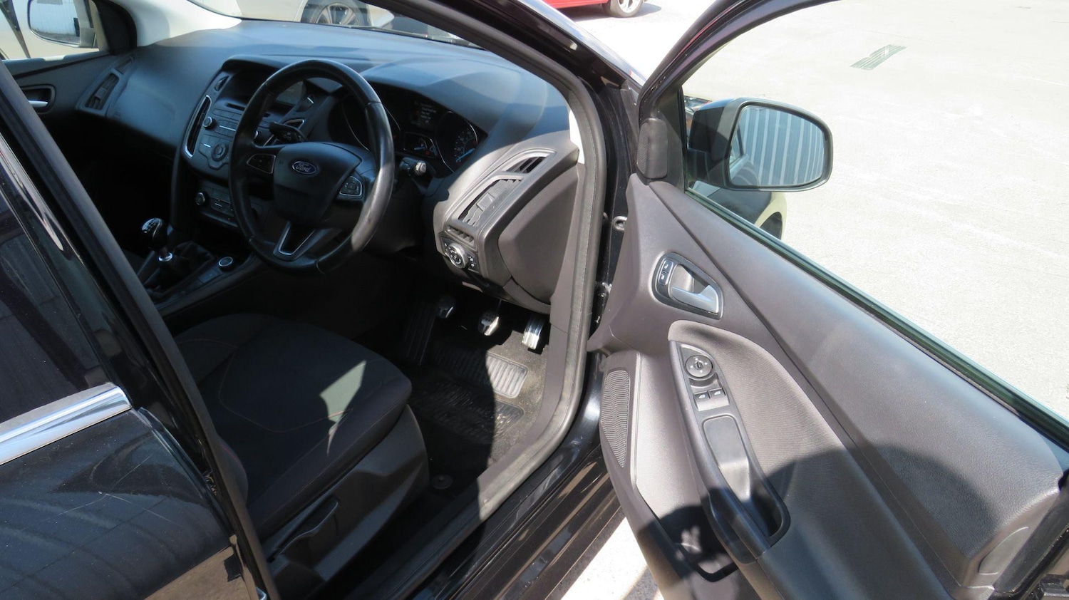 Used Ford Focus 2015 for sale - 76936262: Photo 10